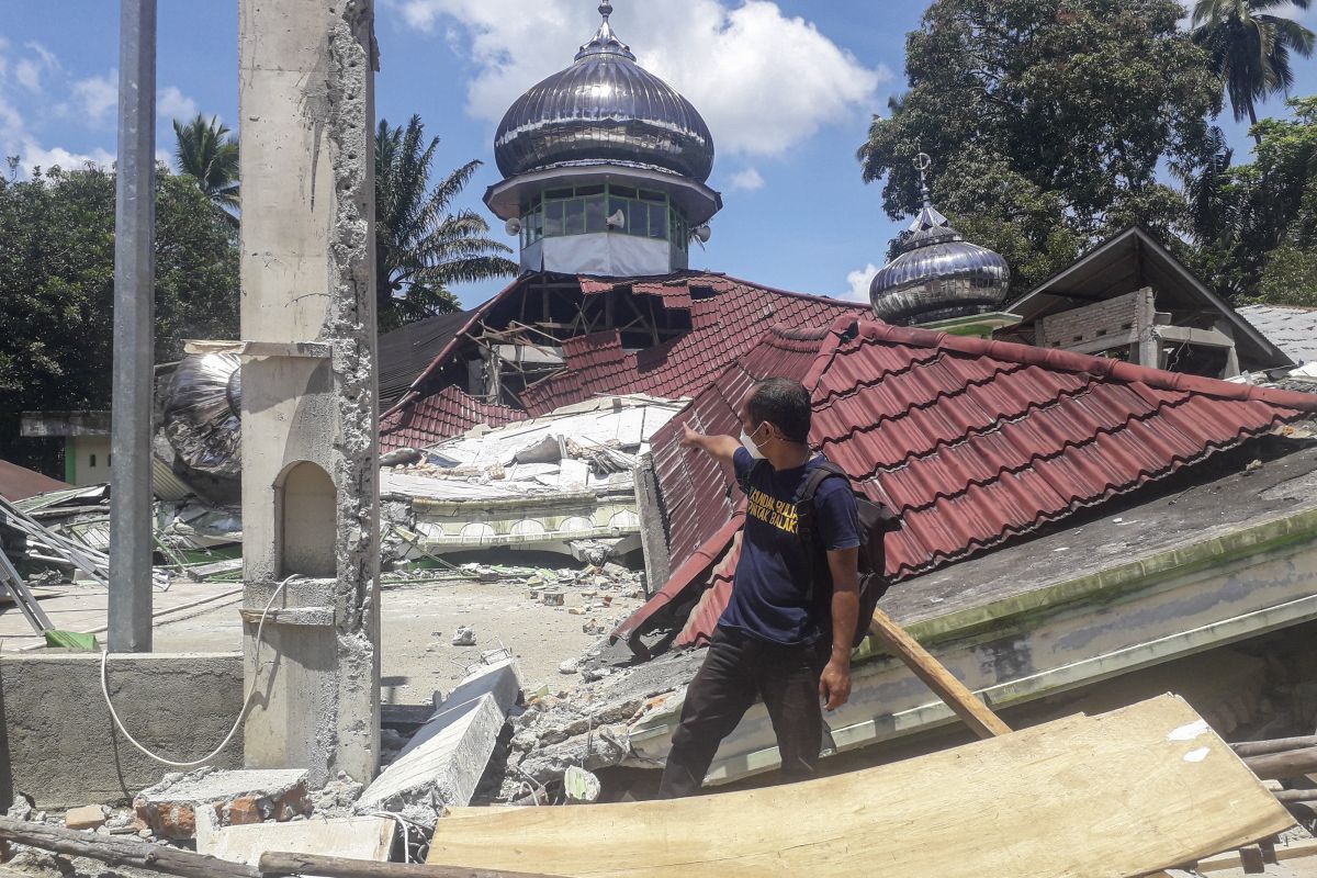 Pemkab Dharmasraya galang dana bantu korban gempa Pasaman Barat
