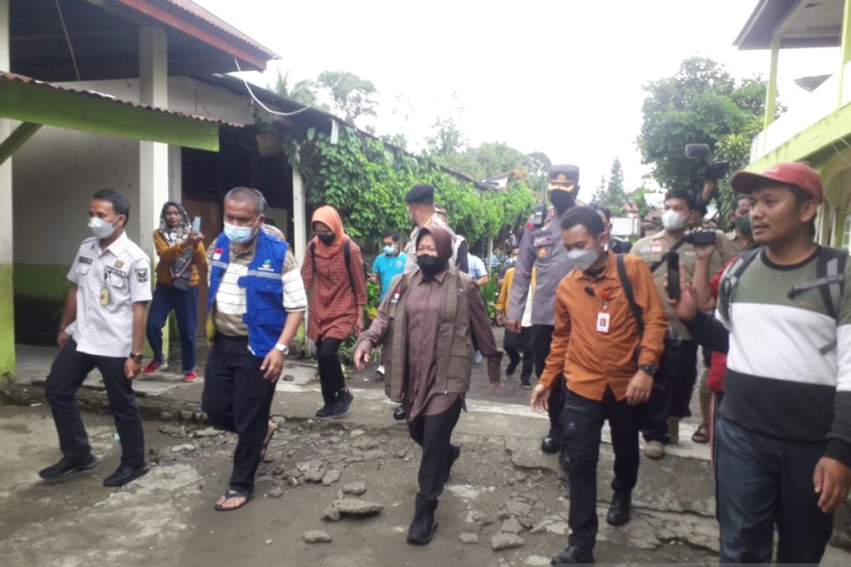 Ministry to set up social stockroom in earthquake-hit W Pasaman