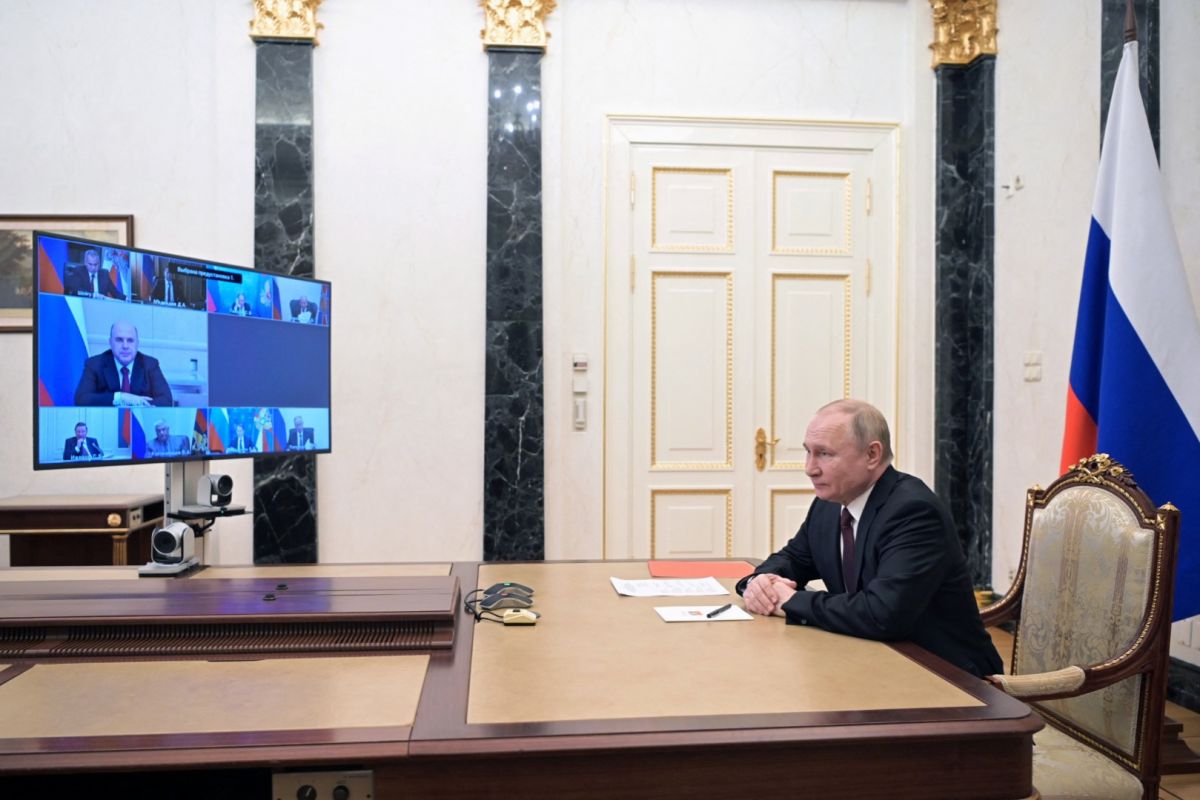 Putin tanda tangani dekrit untuk memastikan stabilitas keuangan