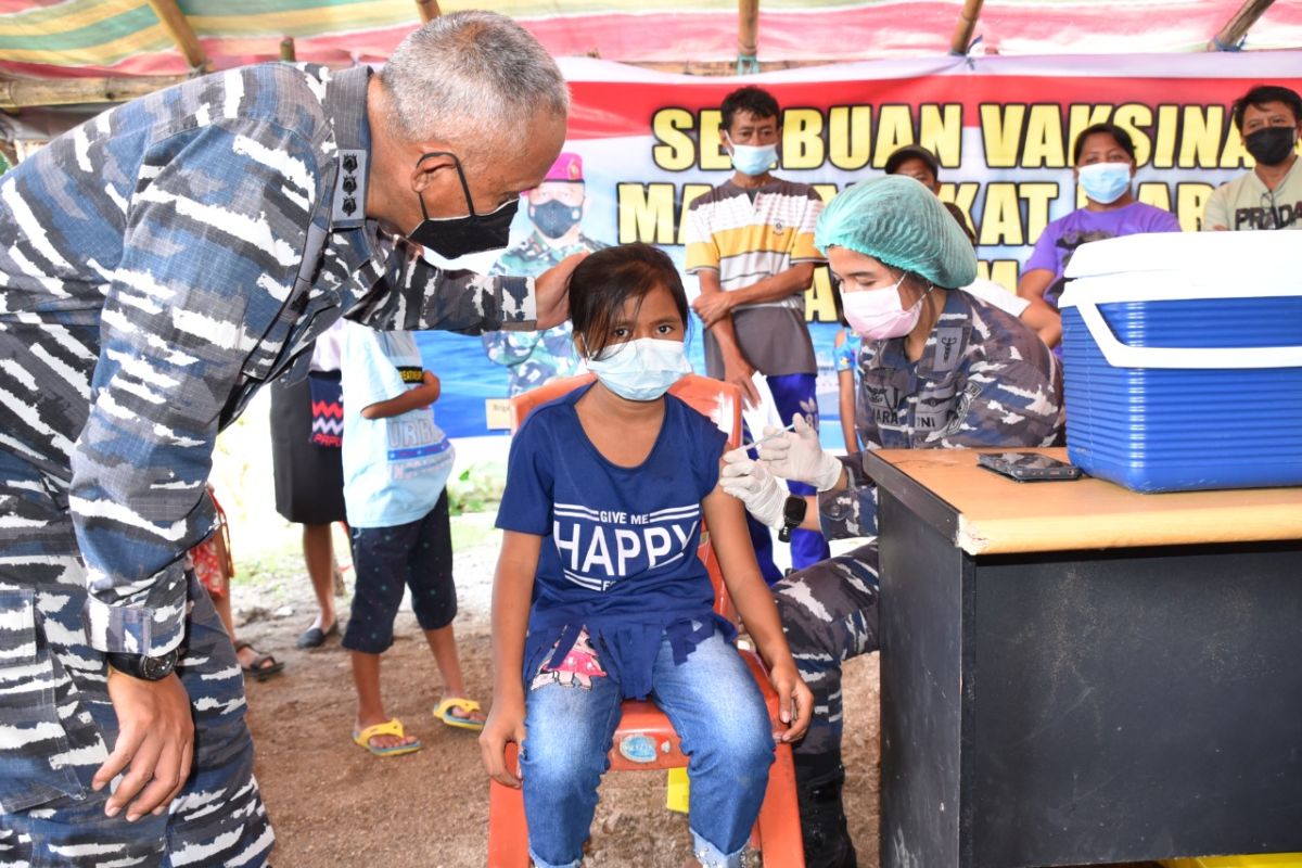 TNI AL habiskan 310 dosis  pelaksanaan "Serbuan Vaksinasi" di tiga pulau