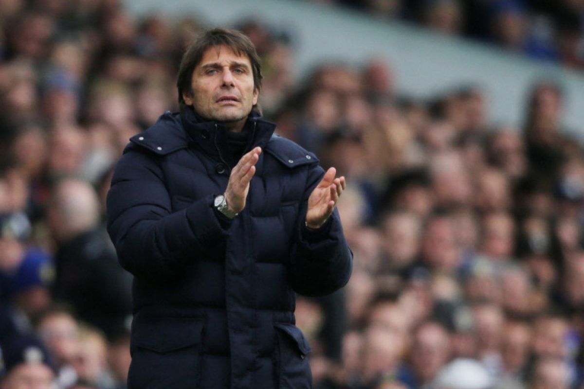 Conte puas setelah Spurs menang 4-0 Leeds United