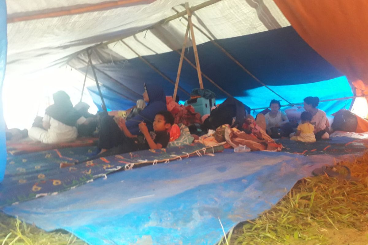 Pengungsi gempa di Translok Timbo Abu Talamau butuh tenda yang layak