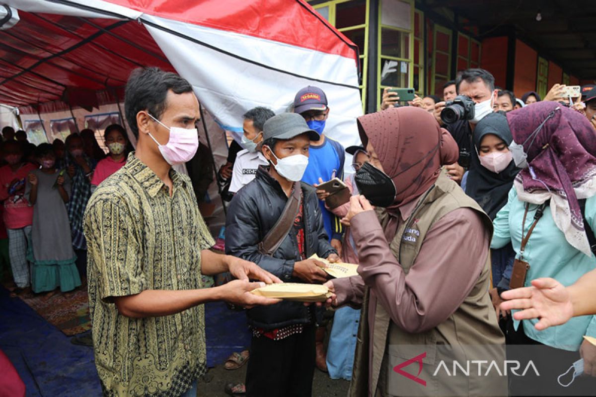 Mensos perkuat kemandirian warga hadapi bencana gempa di Pasaman Barat