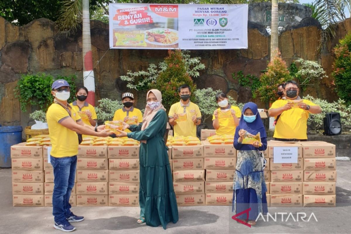 PBS sawit kembali gelar pasar murah minyak goreng di Sampit