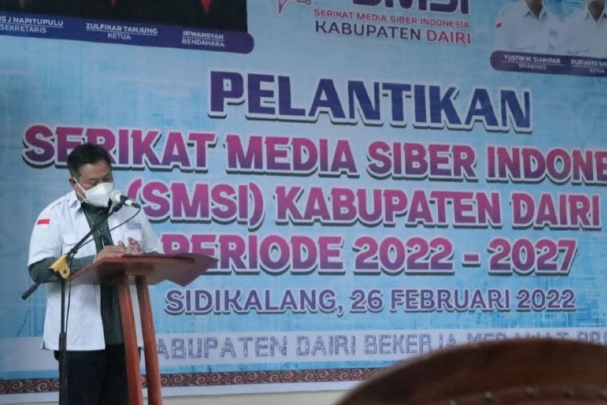 Hadiri pelantikan SMSI Dairi, Bupati: Profesionalisme jurnalis tetap di nomor satukan