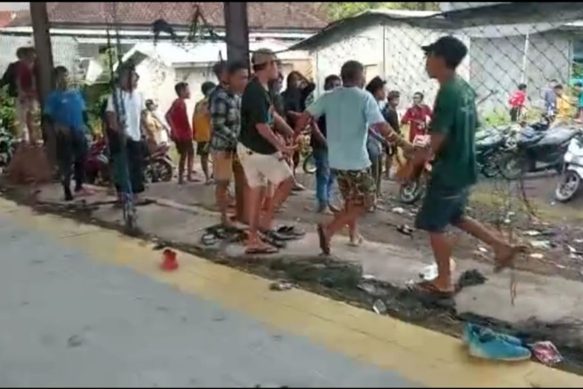Final futsal di Lombok Timur berakhir ricuh, satu luka disabet parang