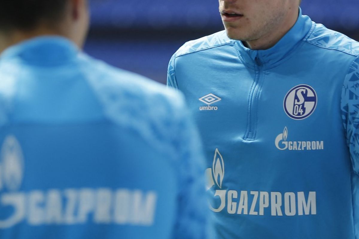 Schalke putuskan hubungan dengan raksasa energi Rusia, Gazprom