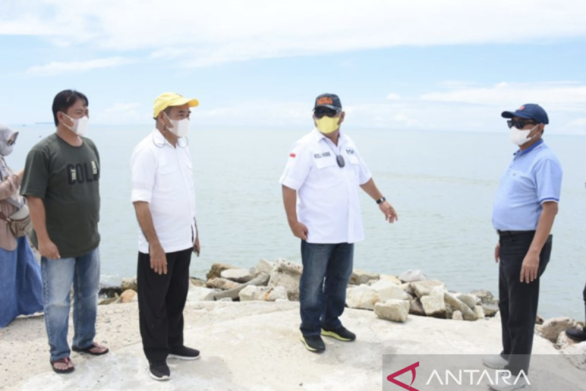 Pemprov Gorontalo bangun pengaman abrasi di Pantai Pentadu Pohuwato dari dampak air laut