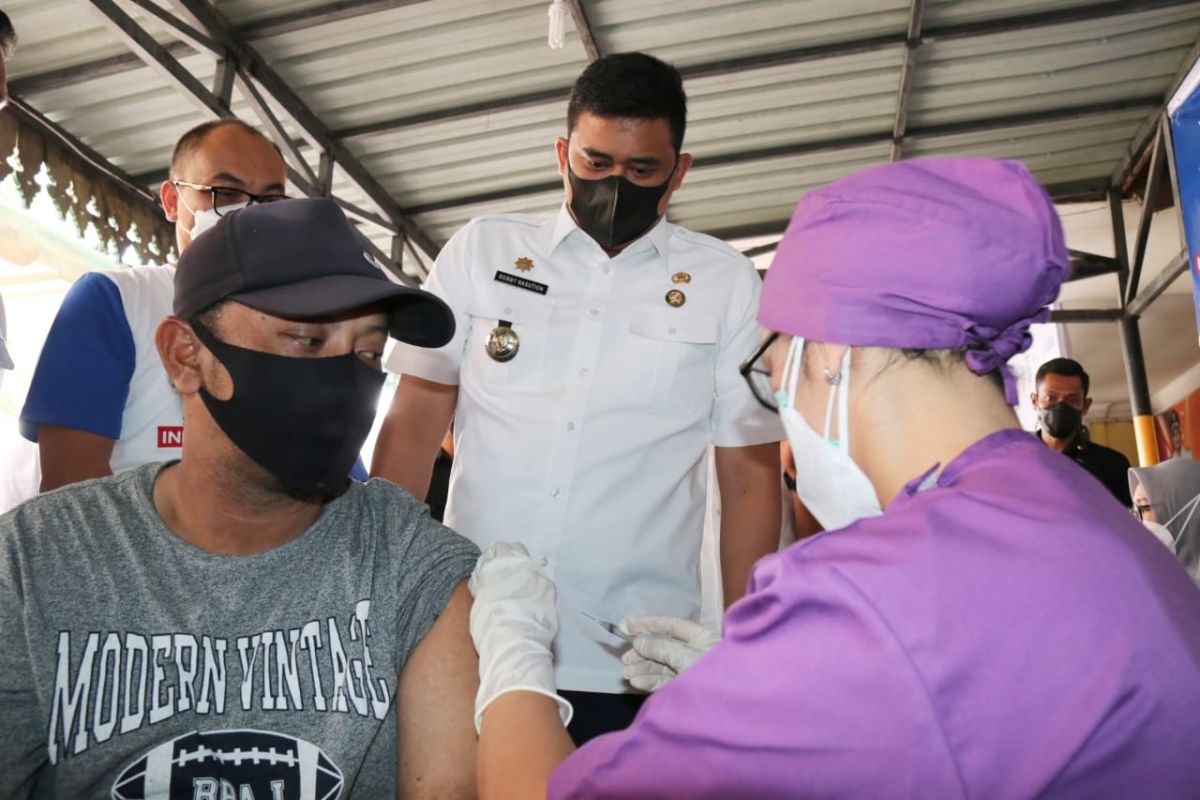 Wali Kota Medan  upayakan percepatan vaksinasi penguat