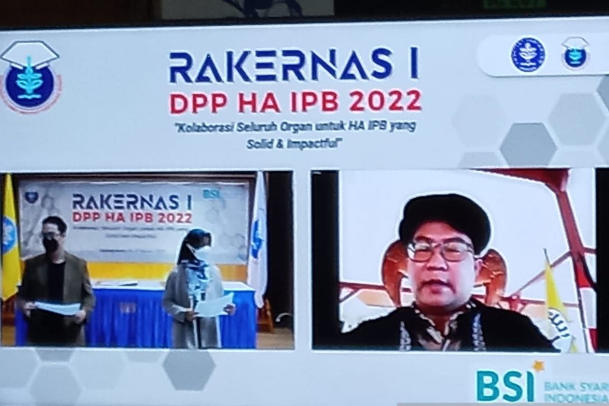 Rektor IPB Arif Satria berharap alumni bisa berinovasi bersama secara nasional