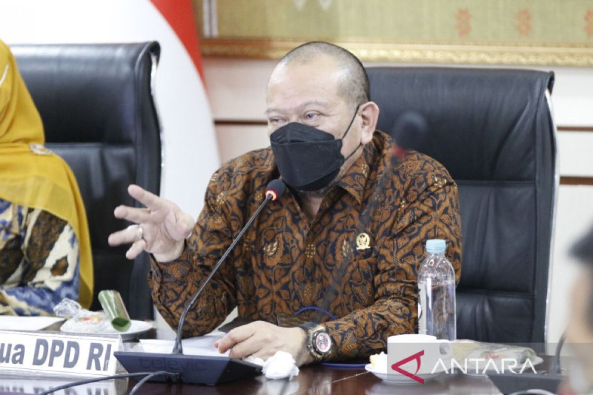 Ketua DPD: Jangan tergiur kekayaan instan akibat iklan "trading"