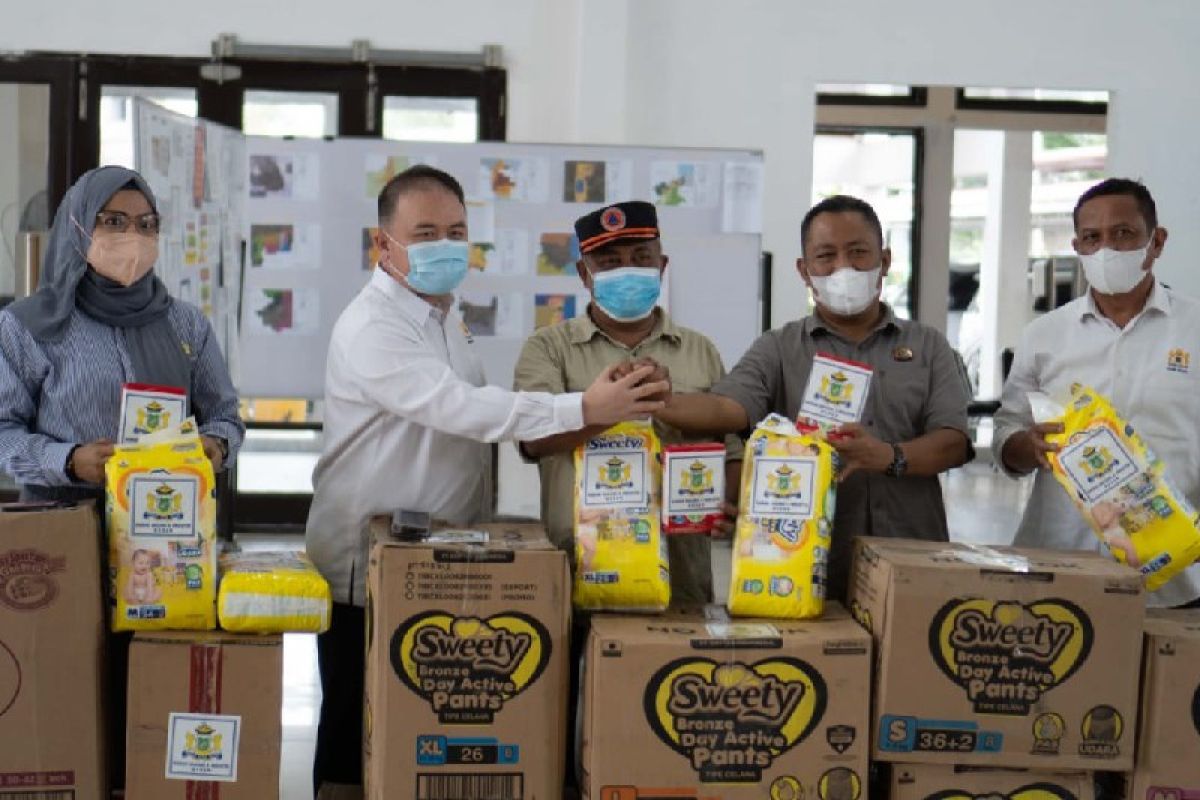 Kadin salurkan bantuan untuk korban banjir Medan