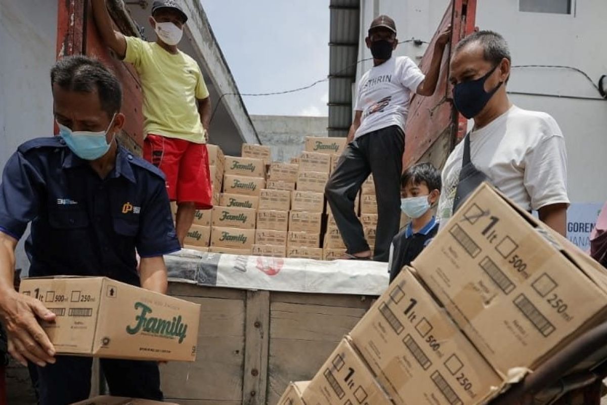 PPI distribusikan 5.000 liter minyak goreng kepada pedagang Kota Madiun