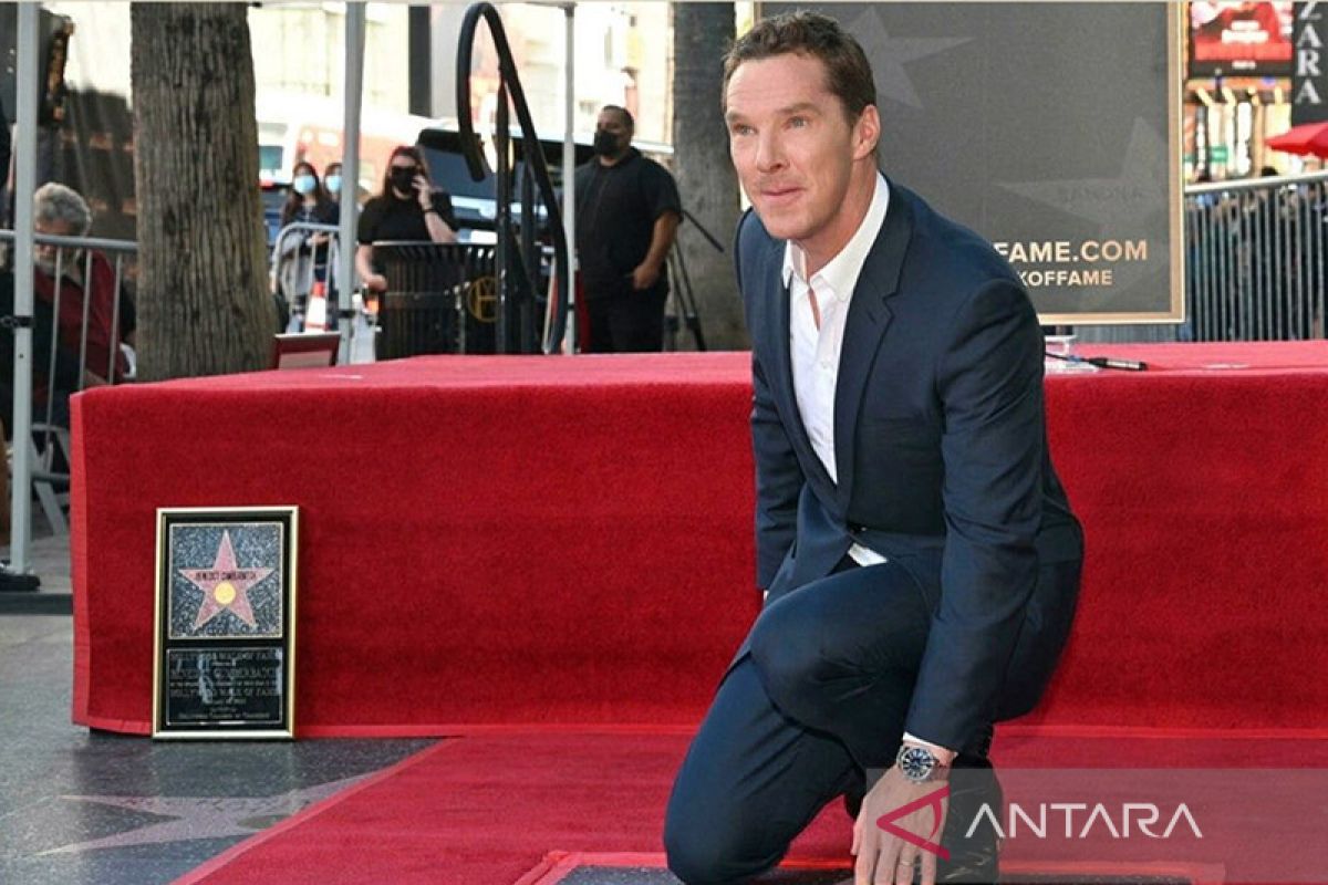 Benedict Cumberbatch dapat bintang di Hollywood Walk of Fame
