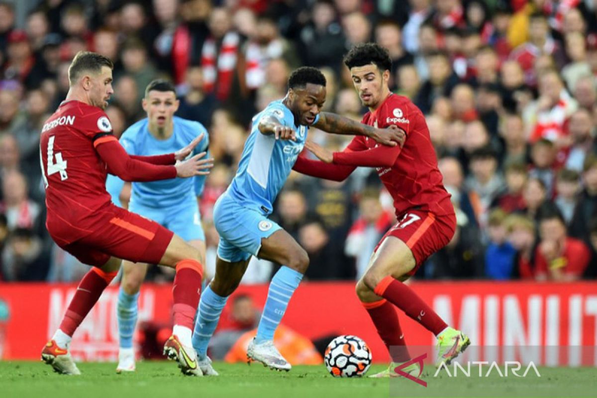 Liverpool sementara ungguli Manchester City