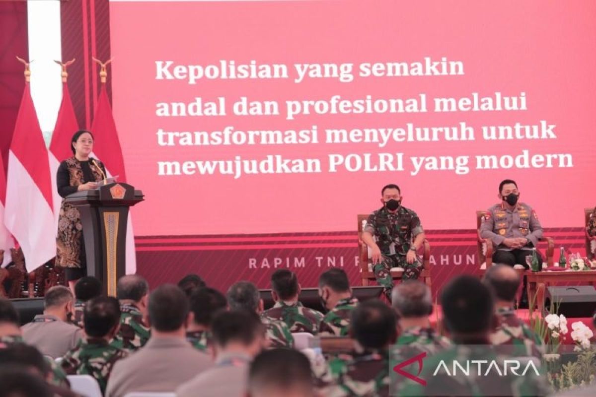 Ketua DPR Puan Maharani minta TNI dan Polri kawal pemulihan ekonomi dampak pandemi