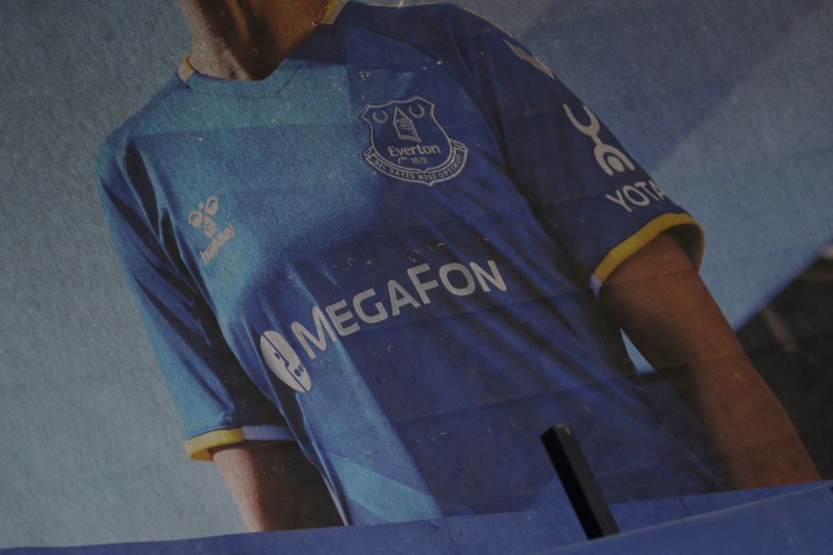 Everton memutus kontrak sponsor perusahaan-perusahaan Rusia