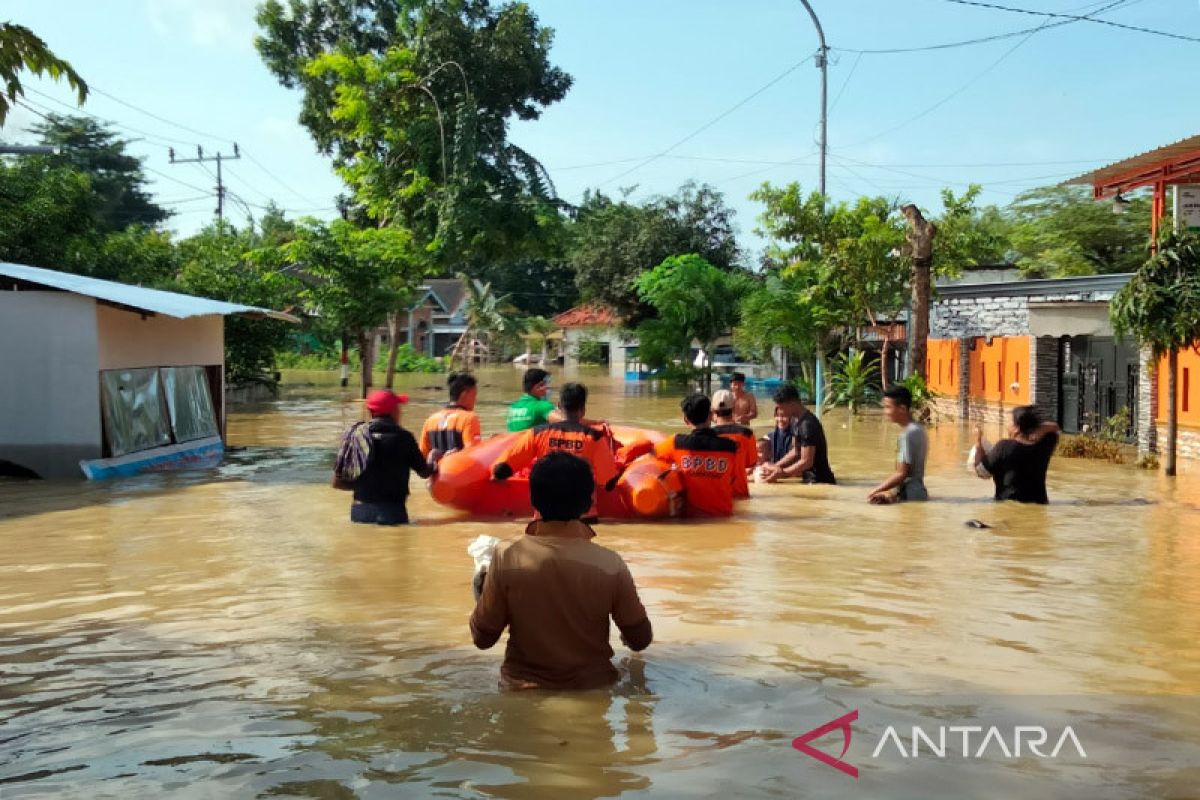 Dua kecamatan di Pamekasan masih tergenang banjir