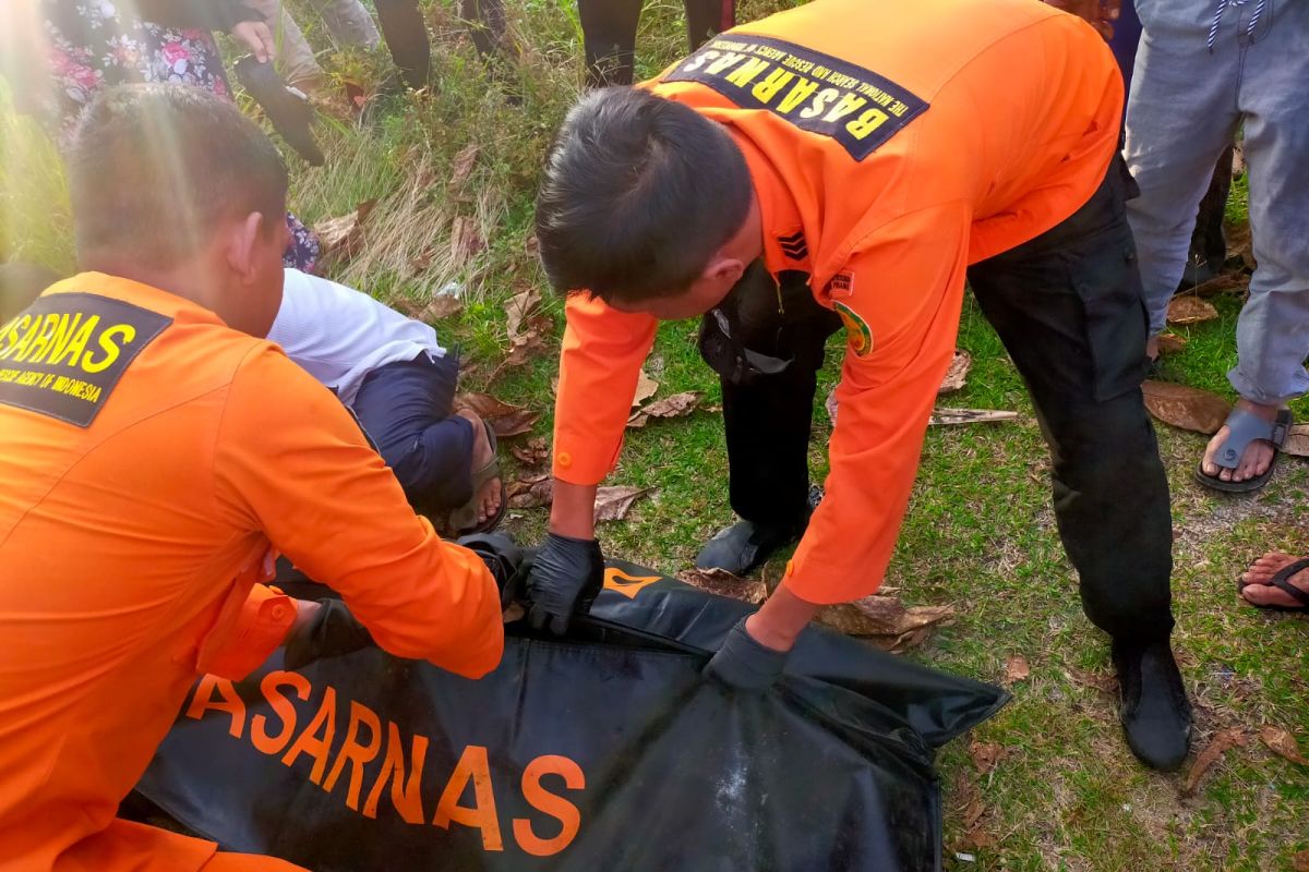 Seorang nelayan tenggelam di perairan Bintan ditemukan meninggal