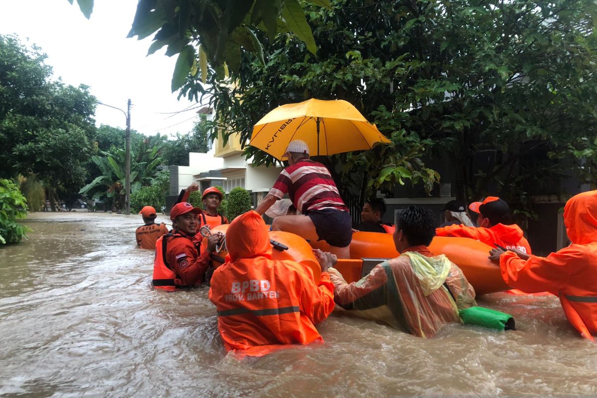 Two found dead following flood in Serang, Banten: BNPB