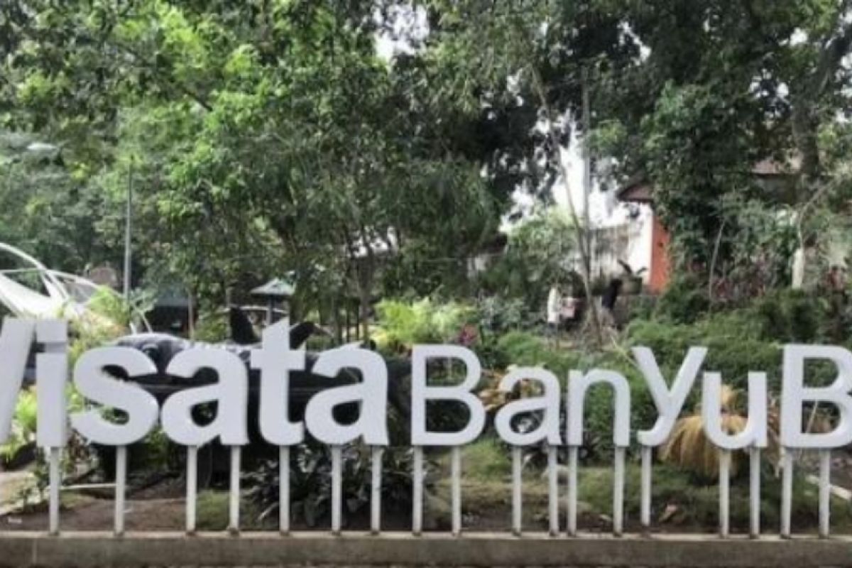 Pemkab Pasuruan benahi infrastruktur wisata pemandian Banyubiru