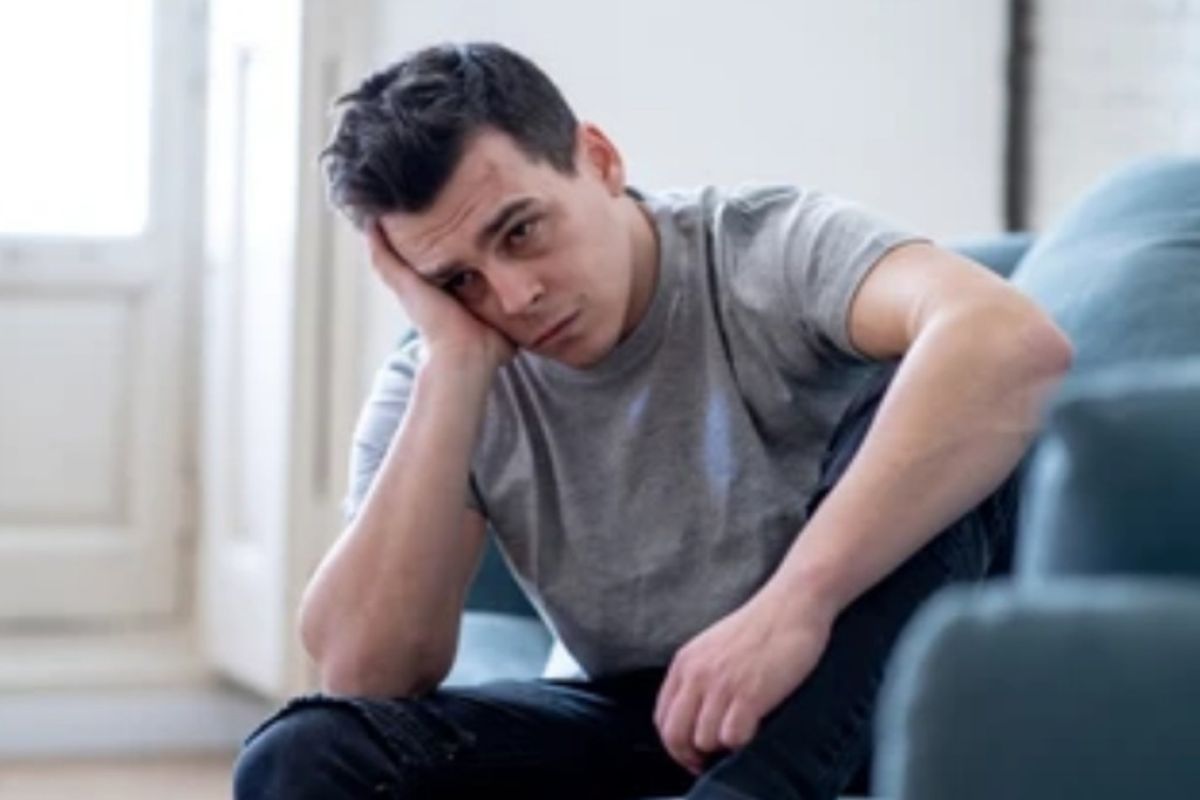 Kenali tanda-tanda depresi pada pria yang sering diabaikan