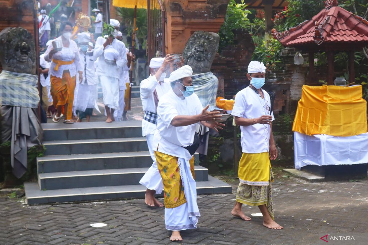Umat Hindu Kota Malang gelar ritual jelang Nyepi secara terbatas