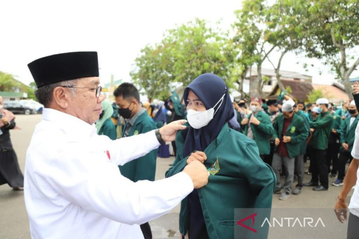 Husairi lepas KKN mahasiswa STAI Rakha