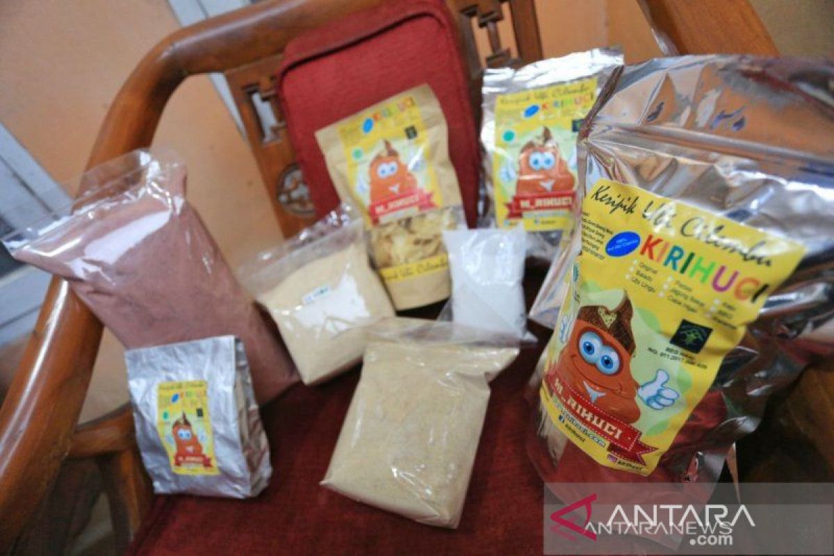 Gubernur Riau mendorong UMKM sertifikasi produk halal