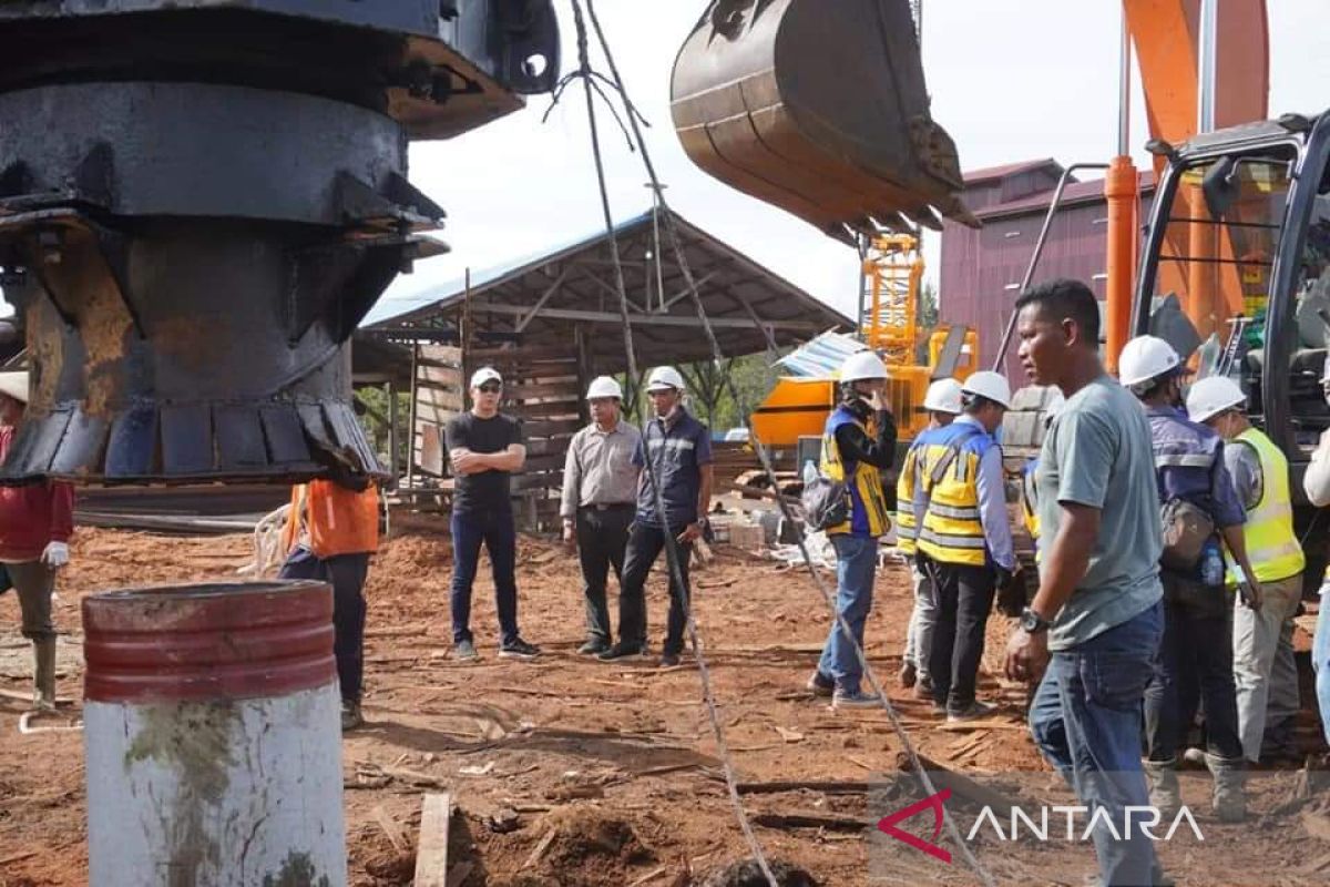 Pembangunan jalan layang dimulai, Bupati Kapuas Hulu minta selesai tepat waktu