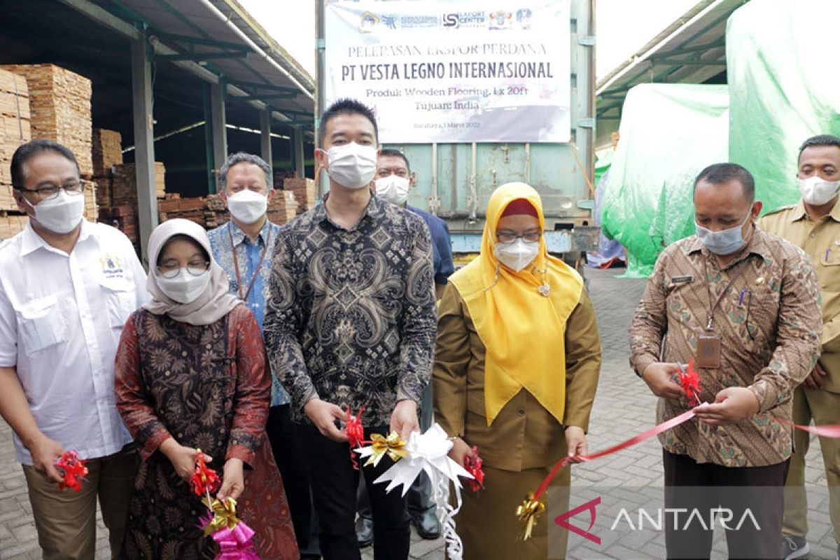 Limbah kayu asal Gresik tembus pasar India