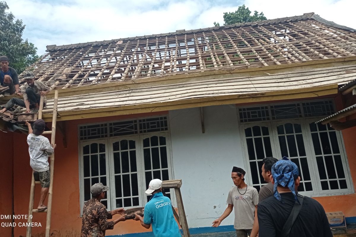 Warga korban tanah bergerak di Kabupaten Lebak dambakan relokasi