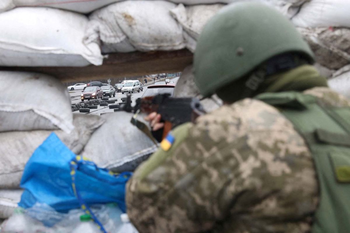 Hoaks! TNI bantu militer Ukraina gempur Rusia