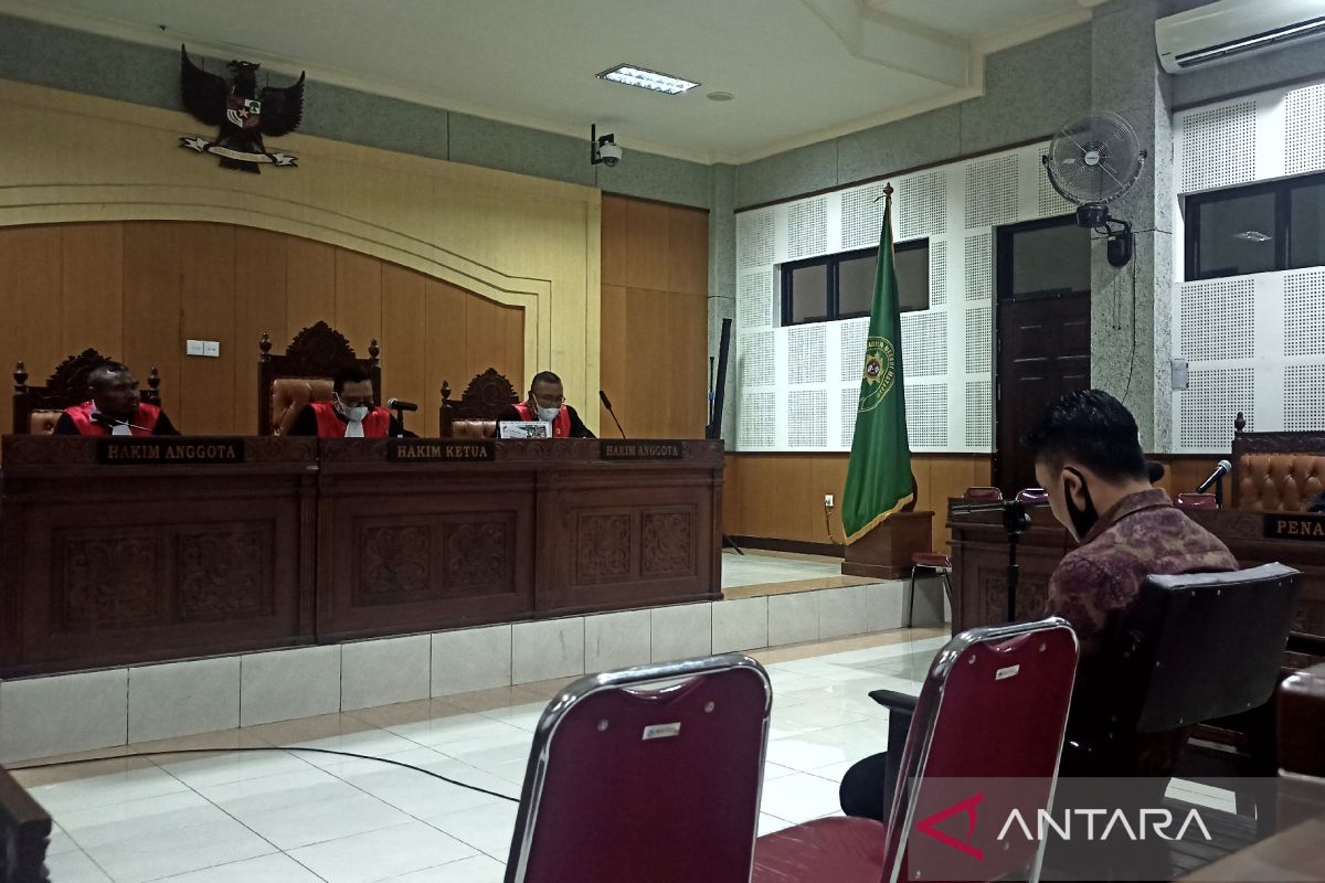 Hakim banding memperberat vonis terdakwa korupsi proyek panggung peresean
