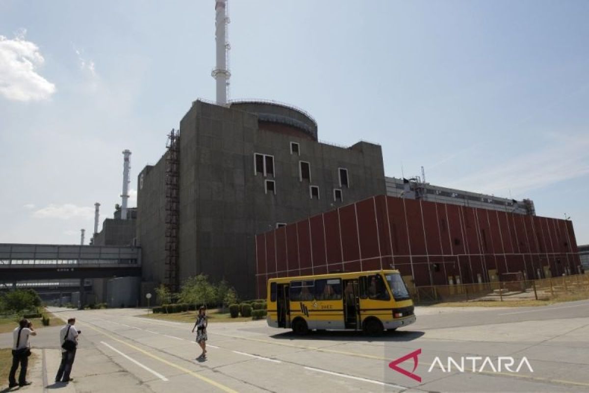 Reaktor nuklir di PLTN Ukraina yang terbakar dimatikan