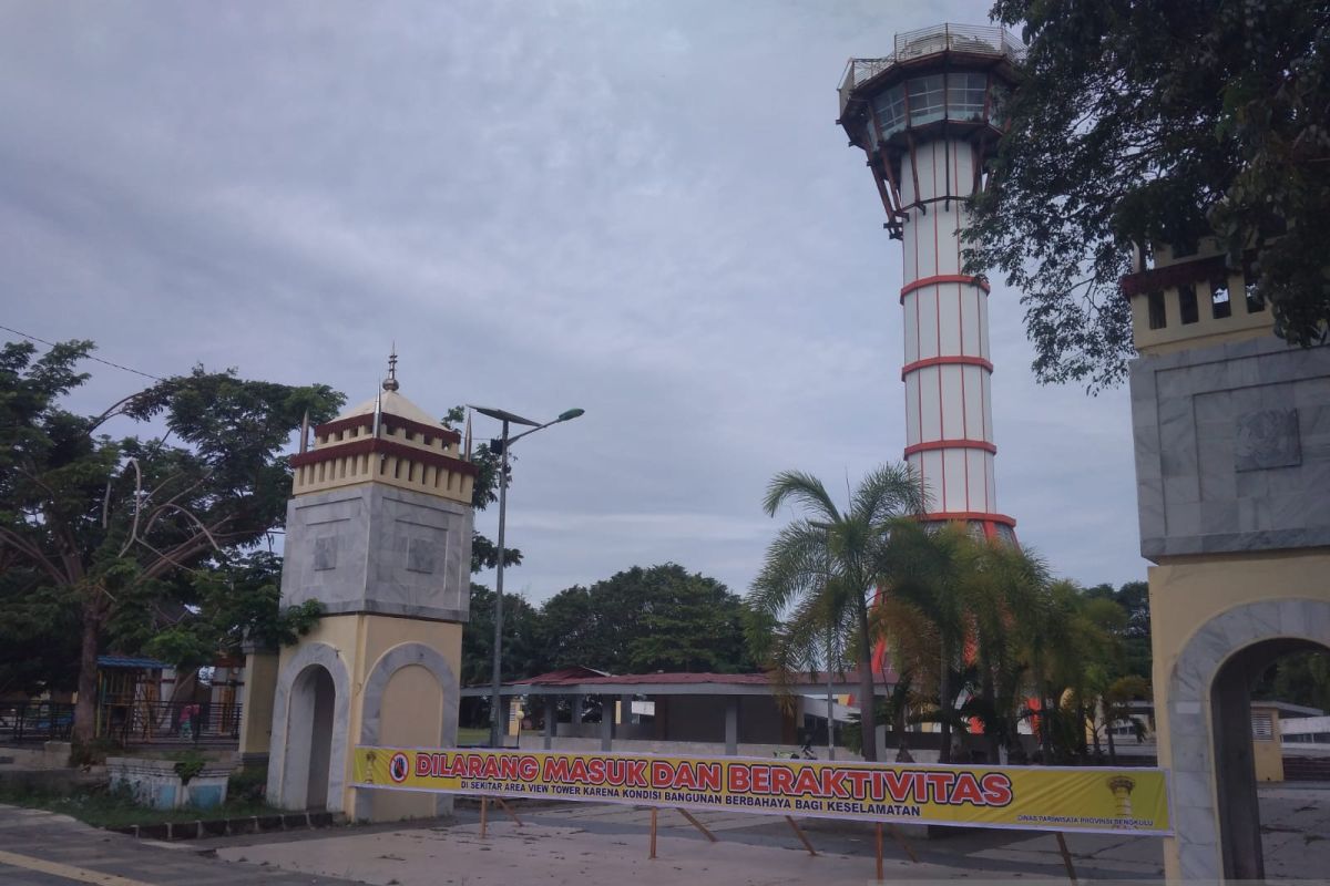 Garis peringatan terpasang di View Tower Bengkulu