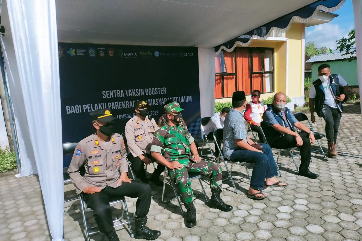 Gerai vaksin penguat dibuka bagi pelaku wisata lingkar Mandalika