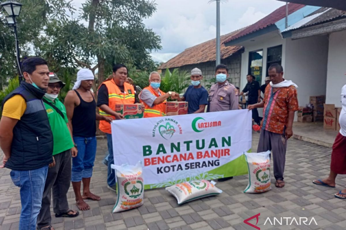 MA Care dan LAZISMA Bantu Korban Banjir di Serang Banten