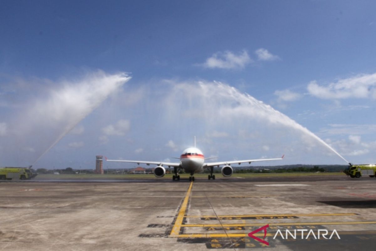 Tiga maskapai internasional sukses mendarat perdana di Bandara Ngurah Rai