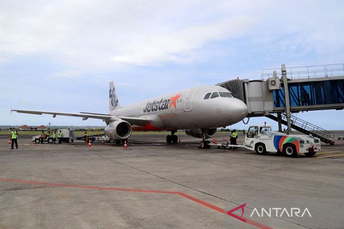 Tiga maskapai internasional mendarat perdana di Bandara Ngurah Rai