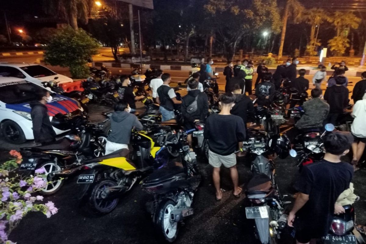 Polresta Palangka Raya amankan 25 sepeda motor pembalap liar