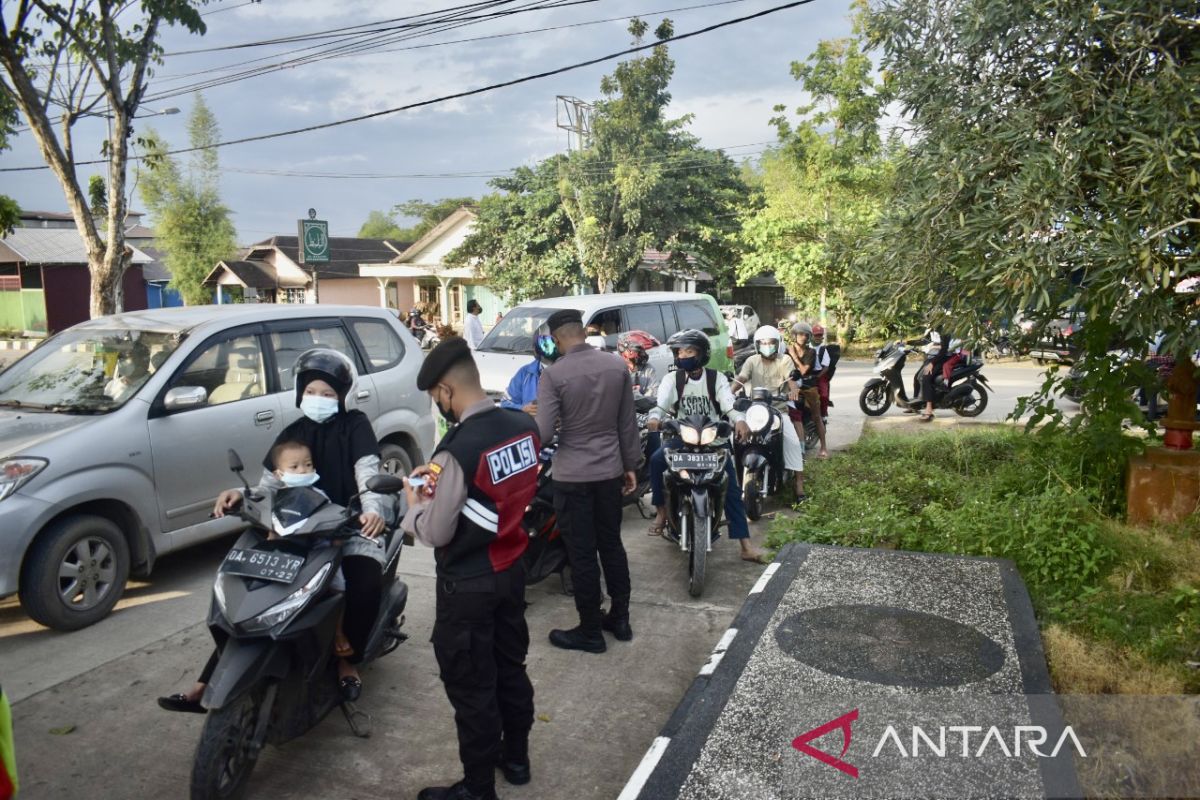 Puluhan ASN terjaring kegiatan razia vaksinasi oleh petugas gabungan