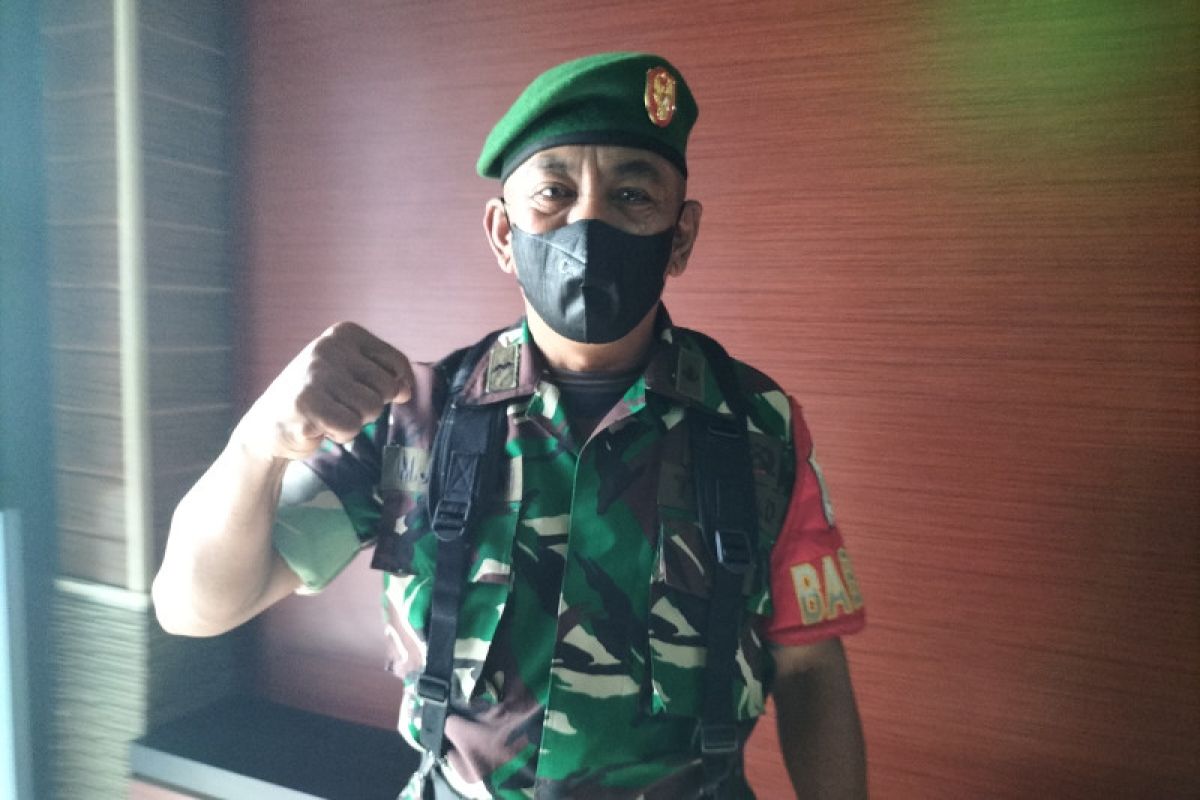 Artikel - Bertaruh nyawa sebagai TNI demi selamatkan warga