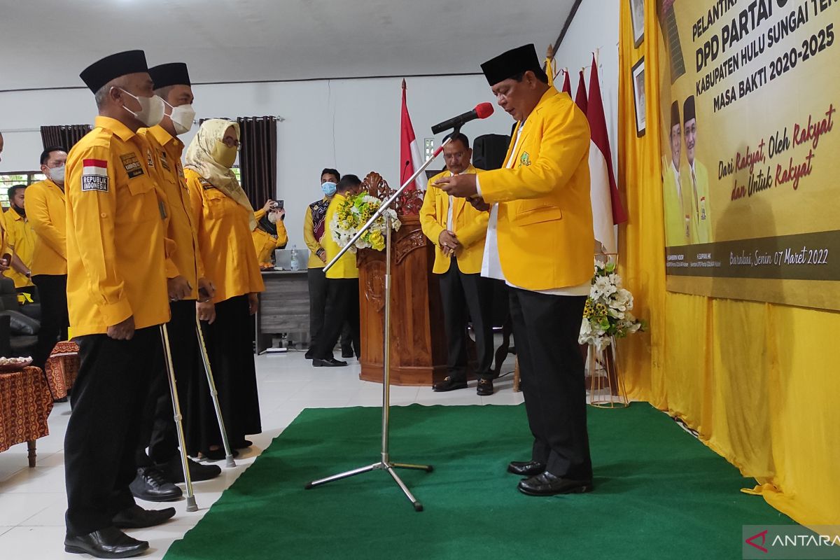 Pengurus DPD Partai Golkar HST resmi dilantik Paman Birin
