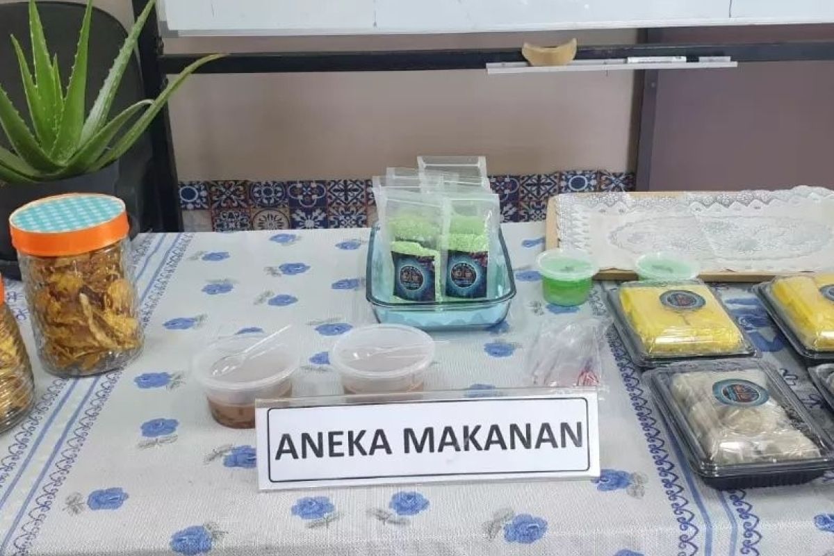 PKK Kelurahan Pondok Ranggon olah lidah buaya jadi makanan