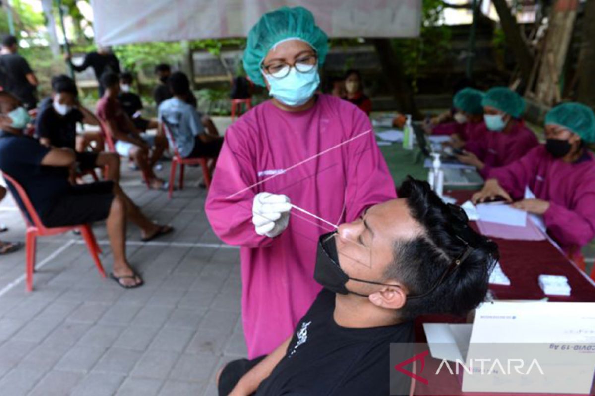 Warga Aceh terinfeksi COVID-19 bertambah 129 orang