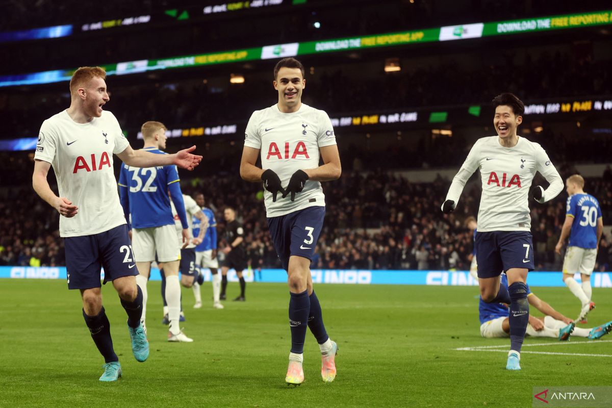 Liga Inggris-Tottenham Hotspur hancurkan Everton 5-0