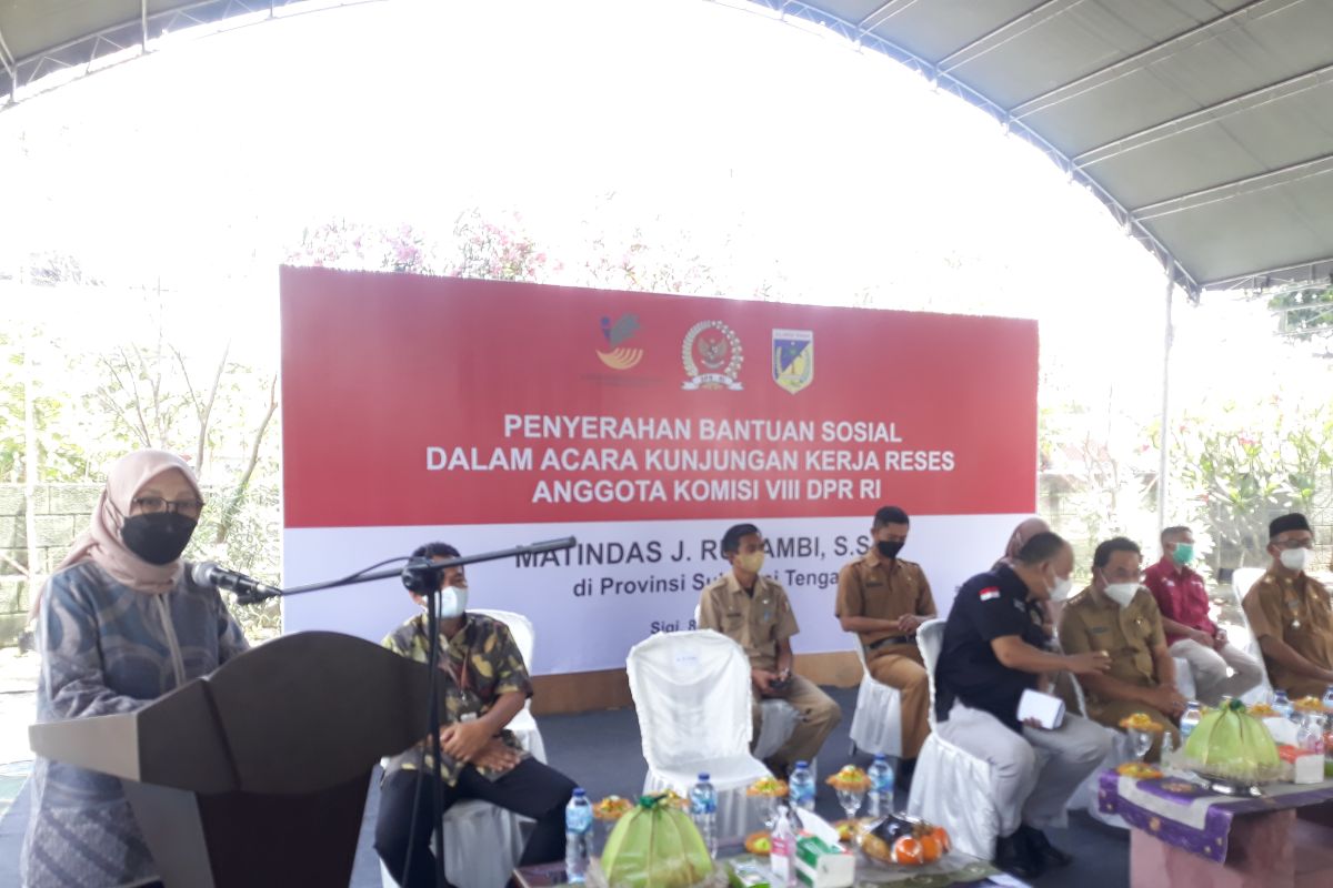 Ministry distributes Family Hope aid in Central Sulawesi
