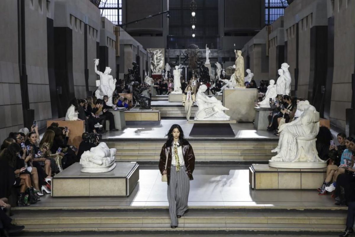 Louis Vuitton hadirkan peragaan busana di Musee D'Orsay