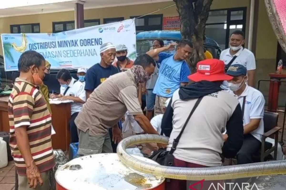 Pemkab Madiun dan PT PPI gelar OP minyak goreng curah murah